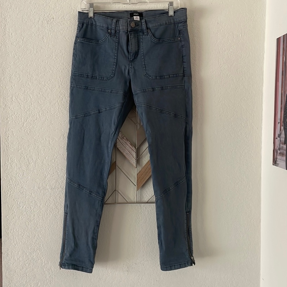 BDG urban outfitters cargo style skinny pants